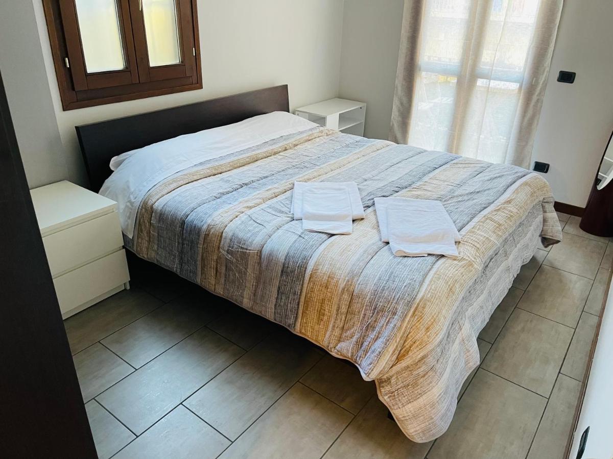 Appartamento Bergamo Centro Piazza Pontida - The Italian Escape Екстер'єр фото