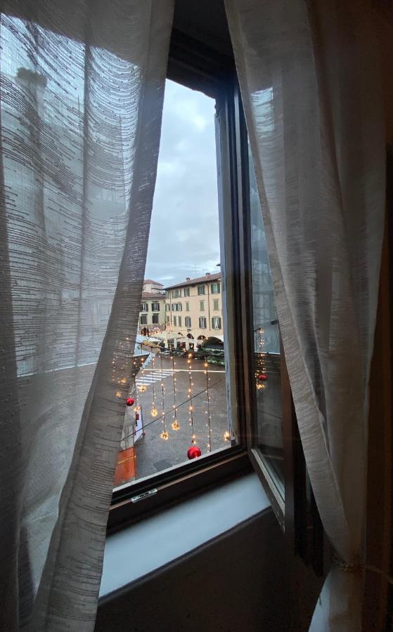 Appartamento Bergamo Centro Piazza Pontida - The Italian Escape Екстер'єр фото